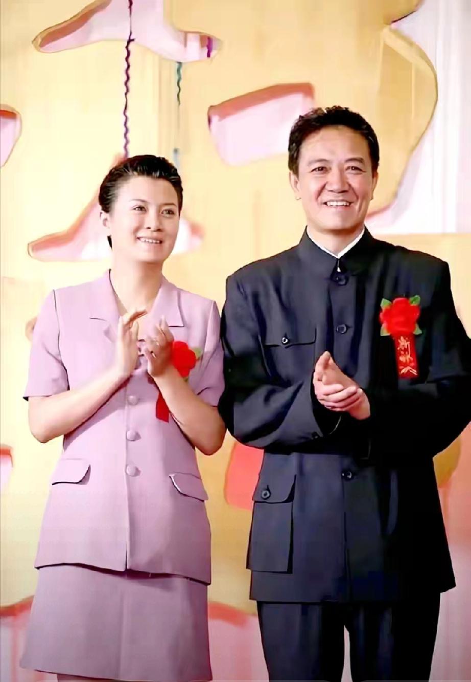 68岁李幼斌晚年太心酸！养继子16年，亲生儿子至今未婚
 
     近日，68
