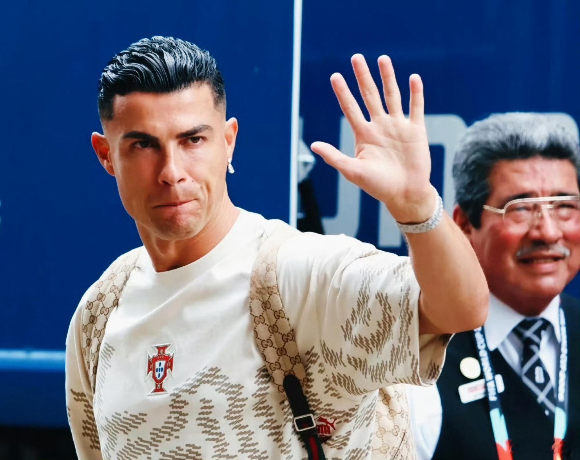 葡萄牙vs民主刚果这场比赛对于葡萄牙🇵🇹来说唯一的好消息就是，好在是第一场，