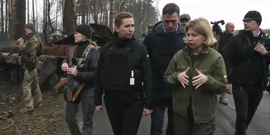 重磅！童话王国宣布捐赠全部防空系统给乌克兰。丹麦首相继宣布捐赠所有榴弹炮系统后，