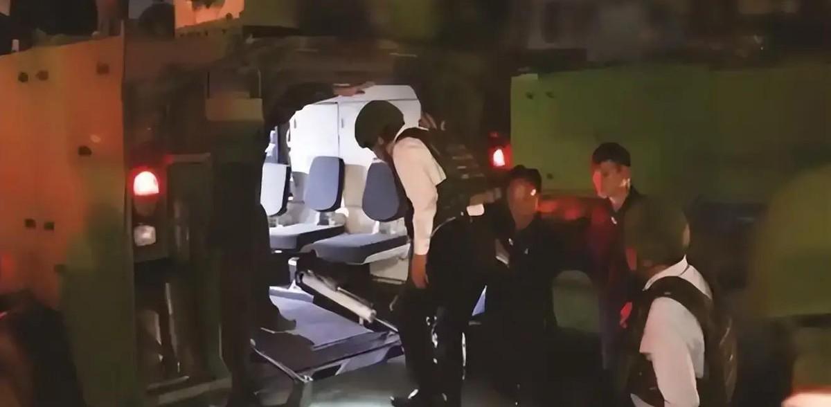 大陆接到消息，赖清德可能要跑，郑丽文咬死一句话，岛内争端升级
 
8月5日深夜，