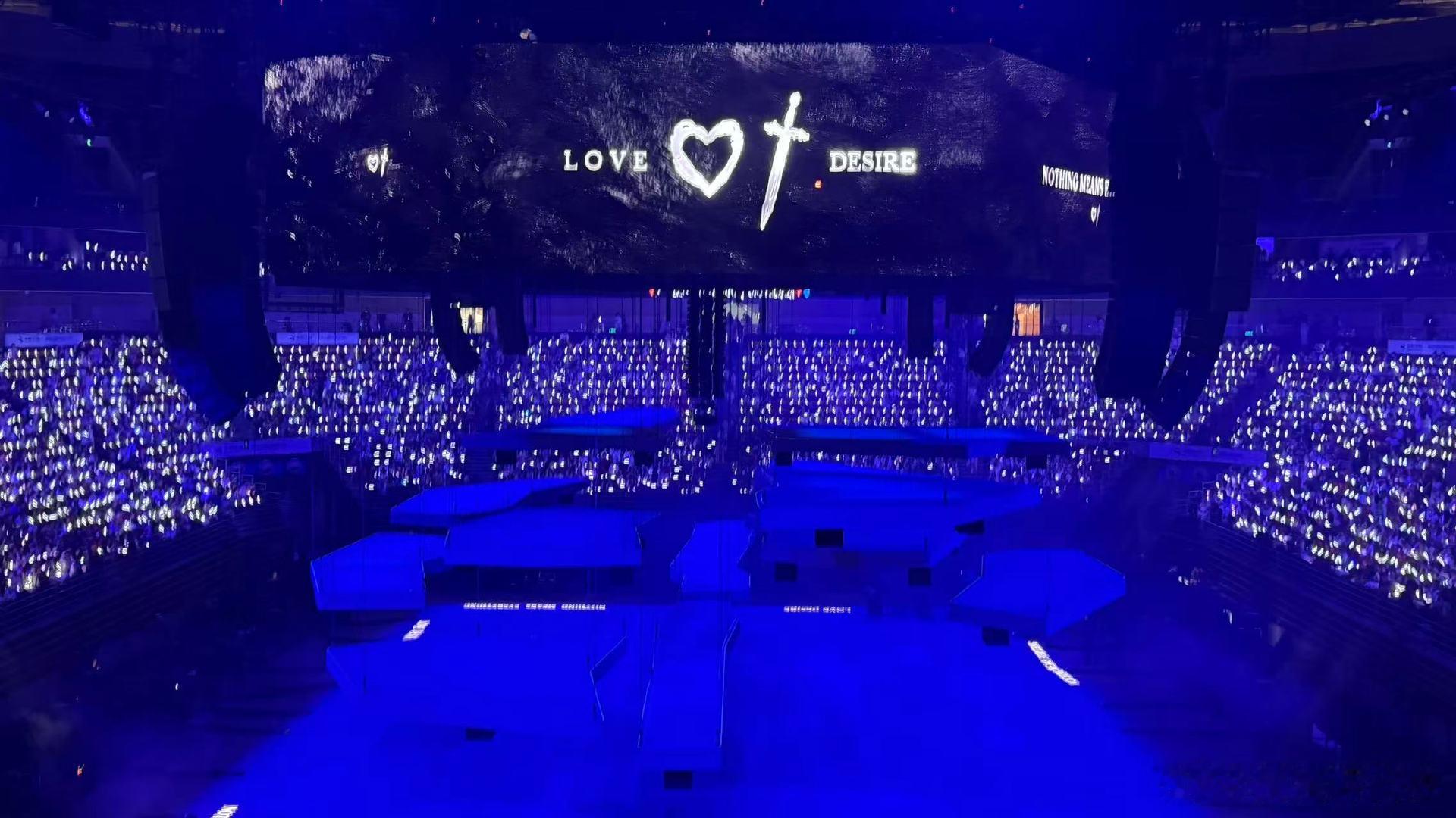 周震南北京演唱会上座率 一票难求不是说说而已，周震南北京演唱会全场满座，超高上座