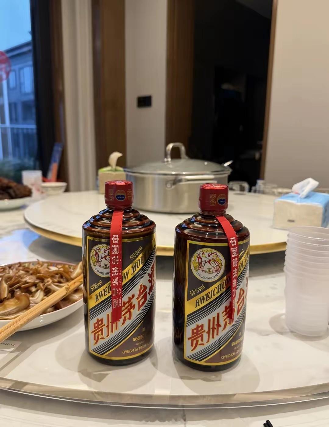 大年初二喝不上酒的女婿在路口等你那就简单喝点图片来自于网络