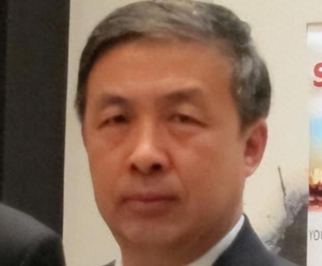 “再晚就没机会了！中国赶紧向 美国 ‘认怂’，主动放弃发展权才是唯一活路！” 几