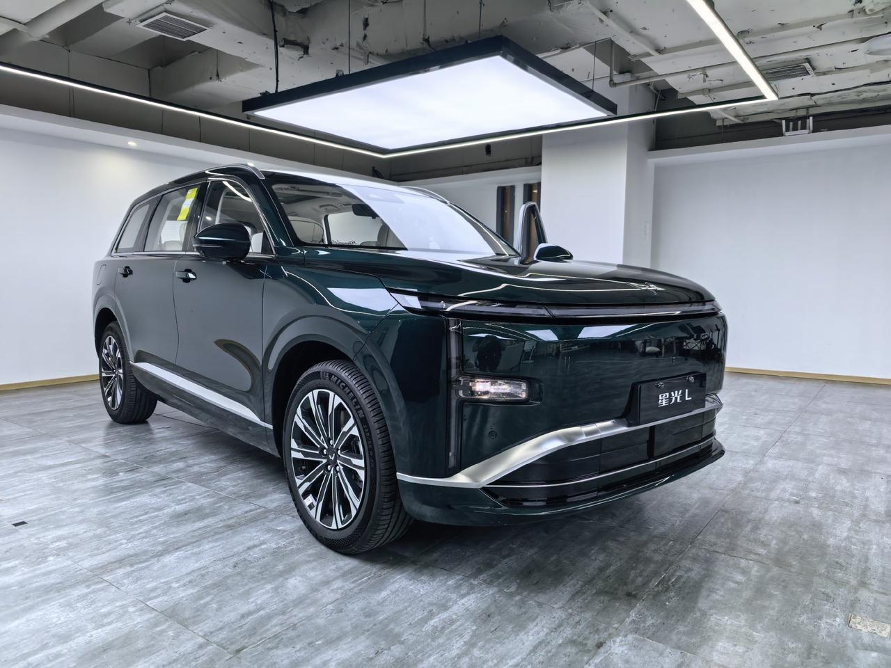 外媒称中国车企的路已经走偏了：
中国车——不研究发动机
中国车——不研究变速器