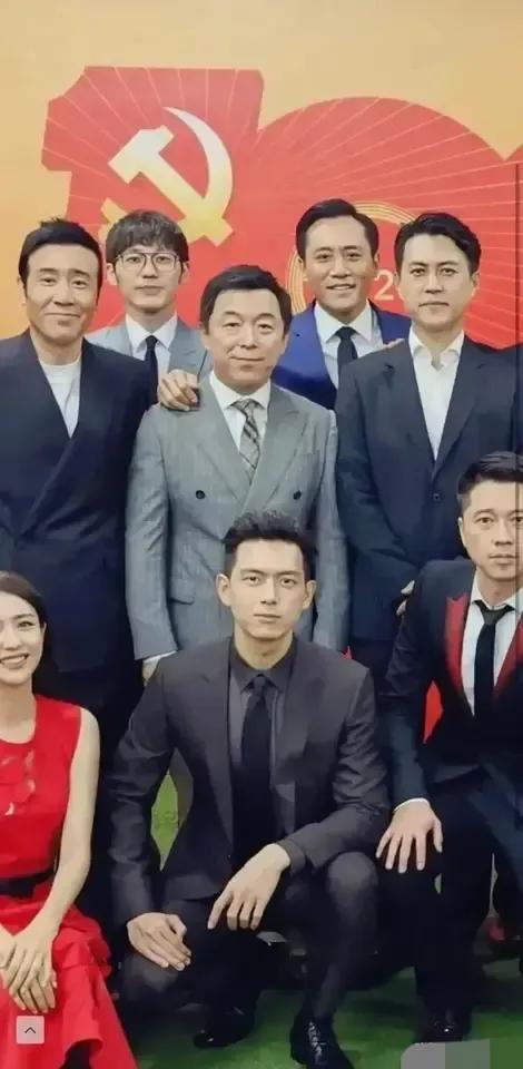 忍不住吐槽一下，王雷的口碑不差，王雷的颜值不差，王雷的气质不差，王雷的演技也不差