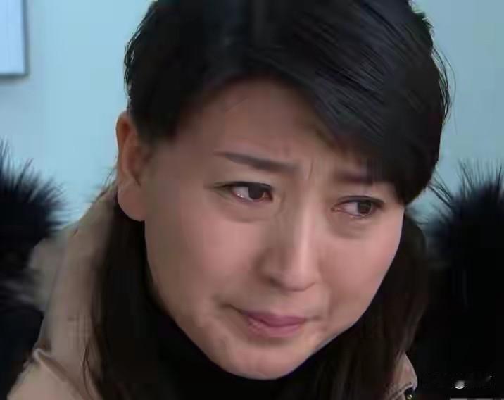 闫学晶账号被封只是开始
继多个平台的账号被禁止关注之后
闫学晶儿子上中戏新疆班的