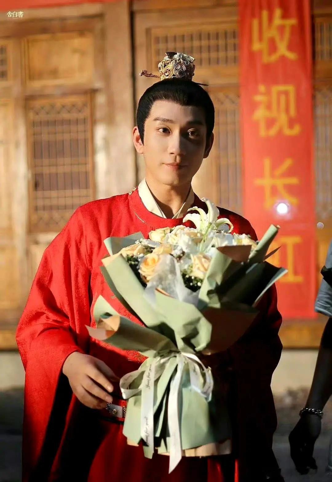 王子奇杀青照如何 ​​​