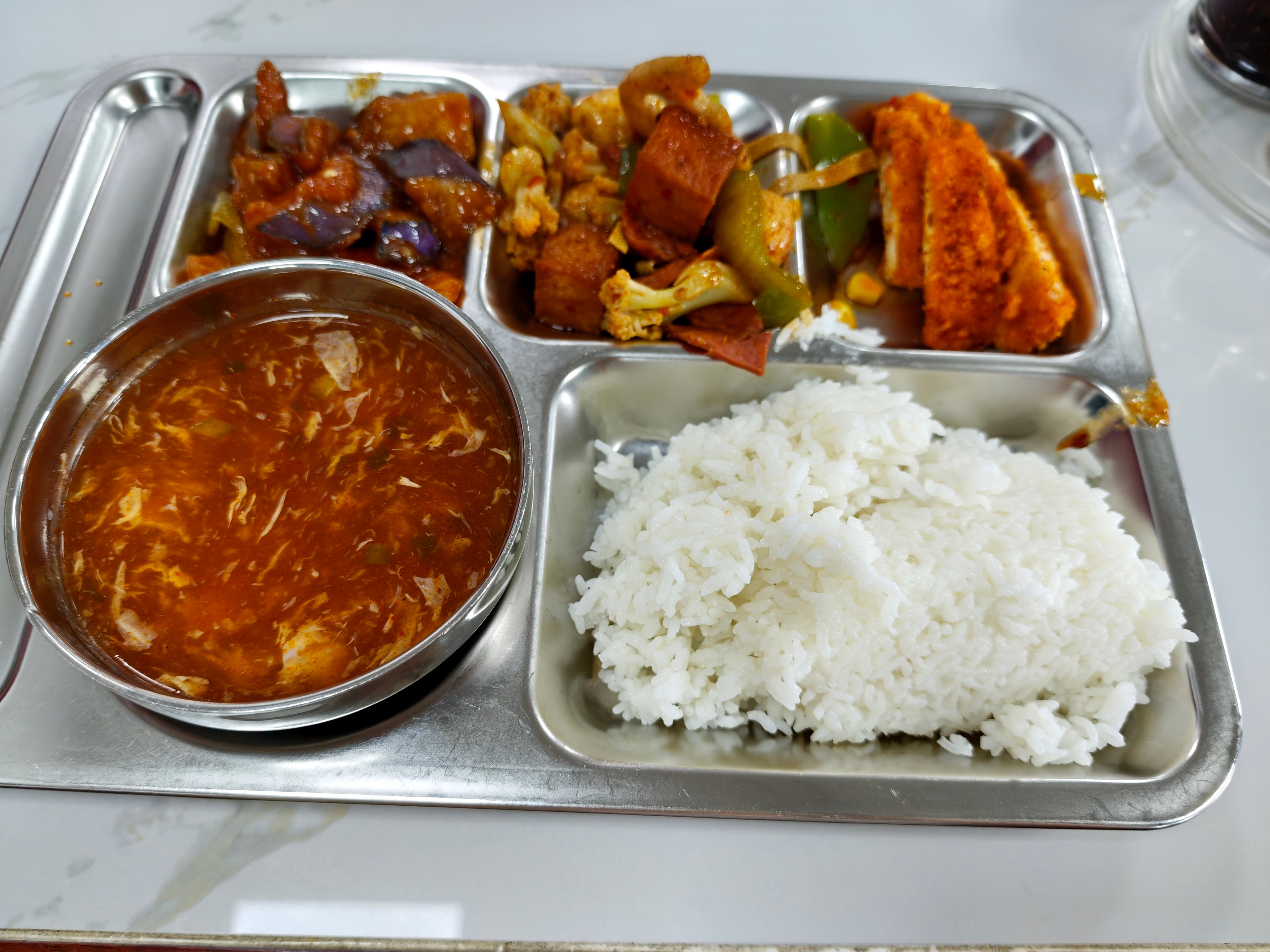 今天吃食堂 ​​​
