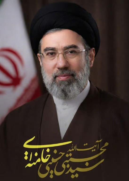 穆杰塔巴笑到了最后，出任伊朗最高领袖。据报道，伊朗专家会议已选举穆杰塔巴·哈梅内