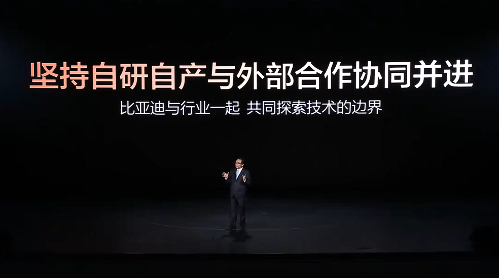 我国新能源汽车整车制造与市场规模优势突出，但高算力芯片仍依赖海外，既存在供应链风