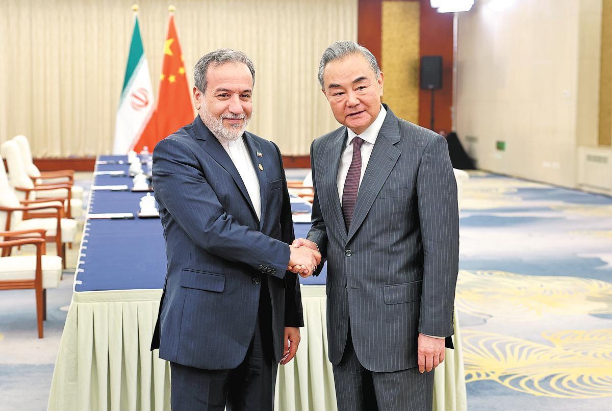 上合组织发声，支持伊朗！

外长王毅应约同伊朗外长阿拉格齐通电话的分量极重，当然