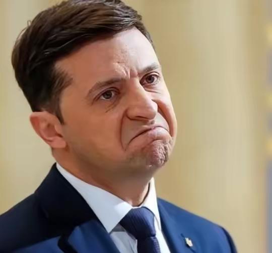 泽连斯基的思路完全是正确的，只要乌克兰不投降，不承认俄罗斯占领的领土，俄罗斯占领