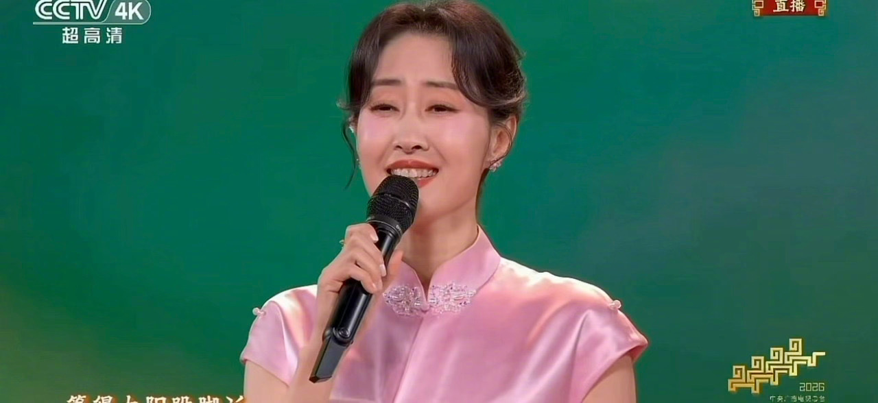 刘敏涛美成什么样了 刘敏涛这是要逆生长嘛，都美成啥样了！完全就是标准的国风美人胚