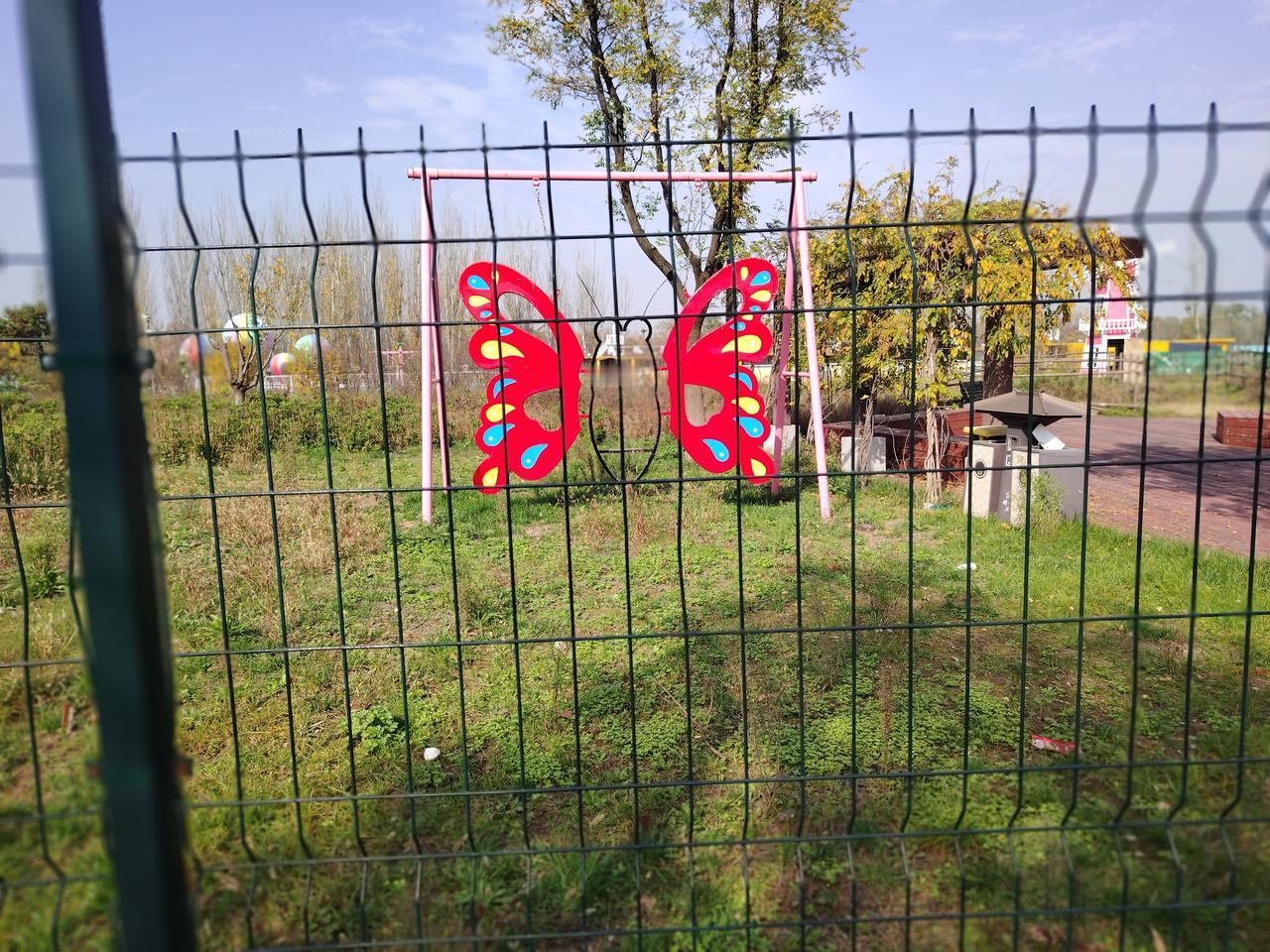 湖南株洲一中学拆除私装教室监控 湖南株洲一所中学拆除了班主任私自安装在教室的监控