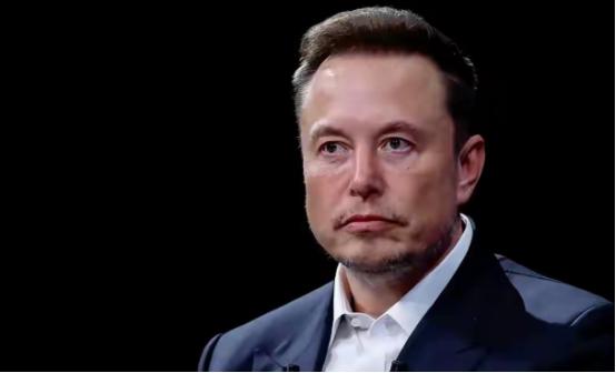 月球大开发即将开启？马斯克表示：“一旦月球工业化启动，金钱的意义将被重写。”因为