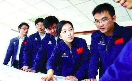 为什么“二流人才”能撑起中国？中国人才流失严重，前些年C9高校毕业出国比例很高，