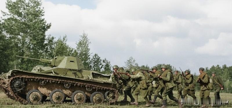 1943年年初，苏联卾木斯克坦克厂曾经利用当地儿童捐赠的160886卢布在产了一