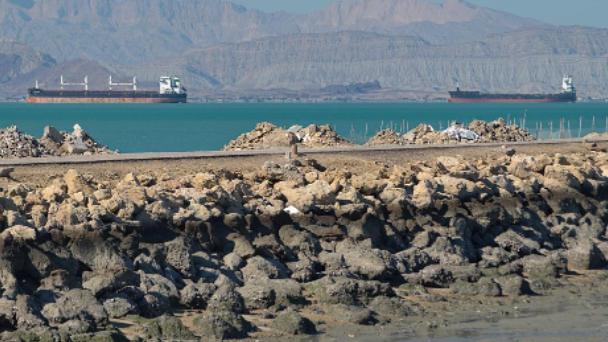 听说美国要登陆了。大概率是想控制霍尔木兹海峡。
 
第31海军陆战队远征队据说有