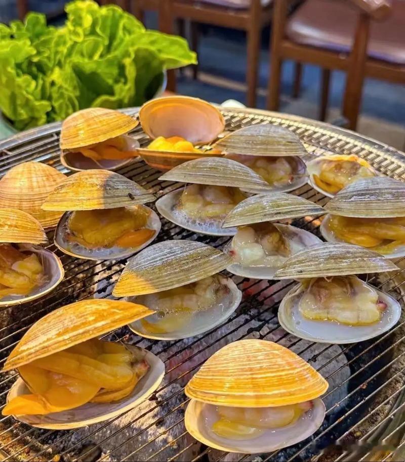 让你最难忘的美食是什么
我觉得丹东最难忘美食是黄蚬子
‌黄蚬子‌
丹东地标美食，
