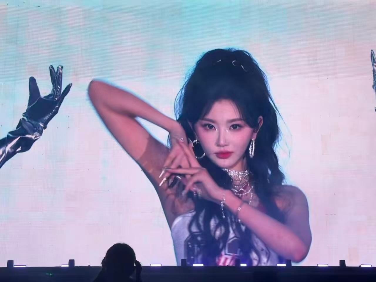 孔雪儿大屏美貌孔雪儿大屏不中了 怎么这么美孔雪儿