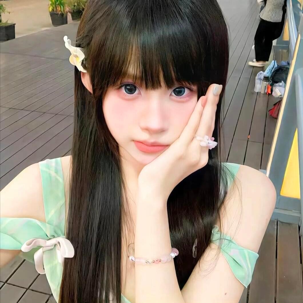 WeChat  ins小众女头｜氛围感女生头像𝐒𝐇𝐀𝐑𝐄🌿 