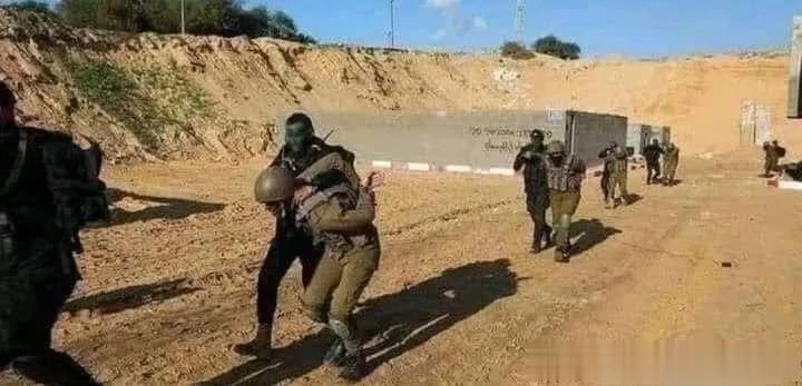 许多人认为，以色列和韩国的“全民兵役制”是一件好事，并声称这是小国精兵强将的核心