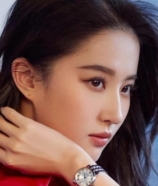 都说刘亦菲是绝世美女，你认为如何？