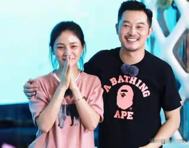 沙溢和胡可这对夫妻，最近在《奔跑吧》里“毫无默契”火出圈啦。在“情绪来电”环节，