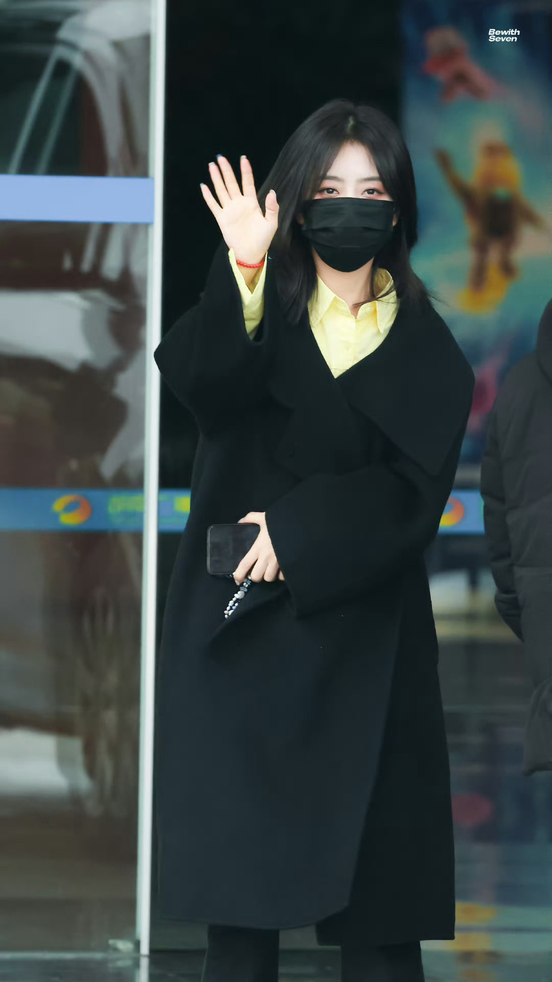 #谭松韵许凯hi6上班#谭松韵许凯录制hi6咯～两位今天都是all black造
