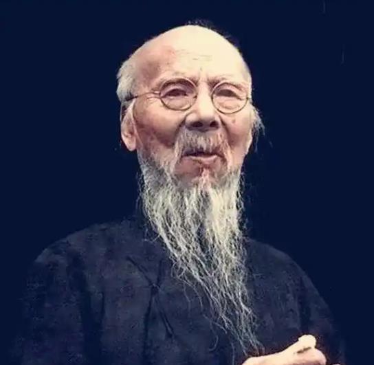 九十岁的齐白石，画了一个老虎，送给了一个过生日的朋友，后来这幅画拍了3200万，