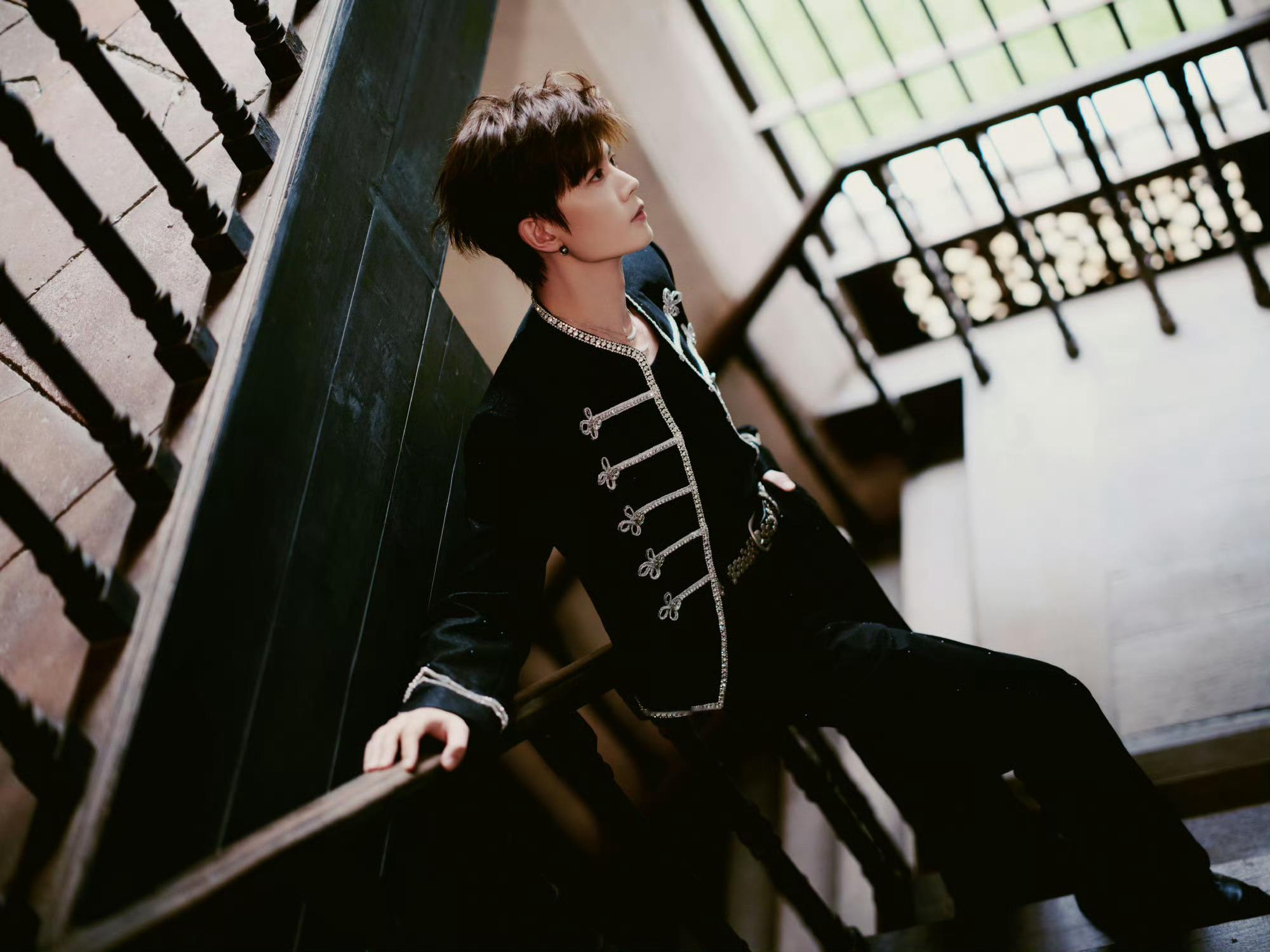 任嘉伦 ³♡⃝˚𝙍 .𝘼𝙡𝙡𝙚𝙣 ₊🌱 ‧*𝓐𝓵𝓵𝓮𝓷 