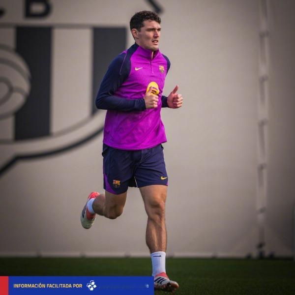 ❗️【伤情通报】克里斯滕森左膝前十字韧带出现部分撕裂。伤情发生在本周六的训练中，