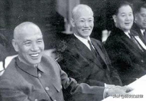 1963年最惨烈内讧！蒋介石执意反攻大陆，心腹陈诚当场硬刚，二人彻底撕破脸皮
 