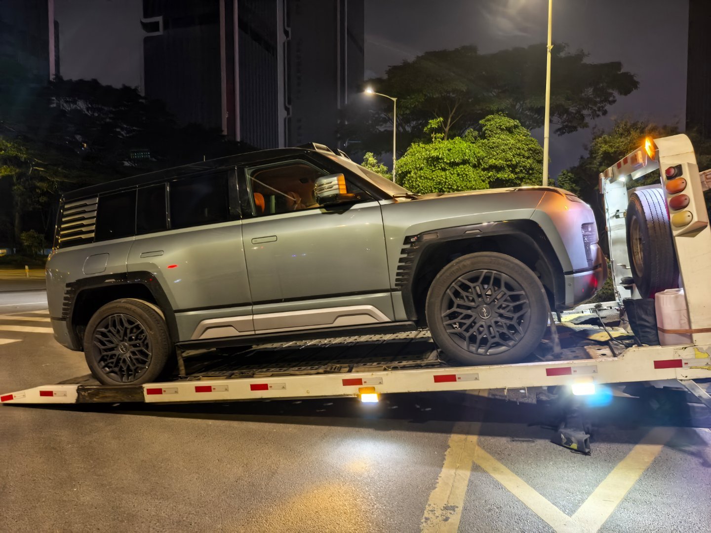 车车到了[偷笑] 