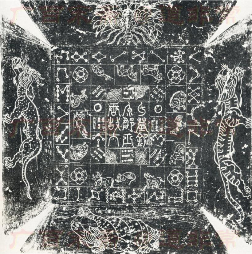 我忽略了一个问题。
邗江南唐墓葬天文图中的十二生肖，是指代十二地支，因此既是十二