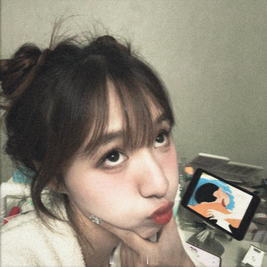 小🐱 ​​​