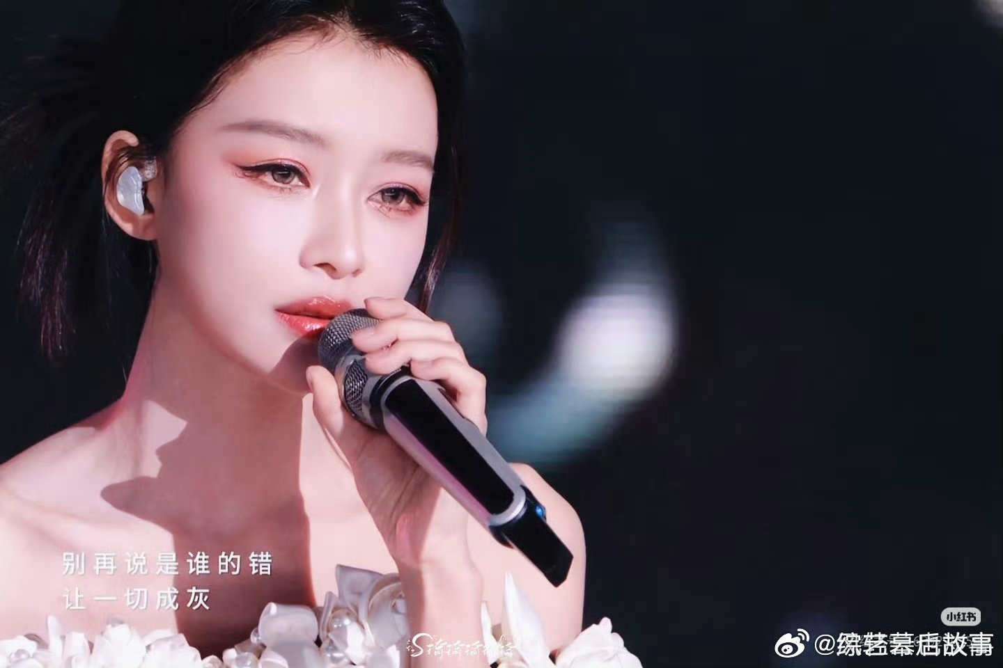 孙怡说必须赢身为队伍里的队长主动表态决心，简短几句话说得干脆利落尽显飒爽风范乘风
