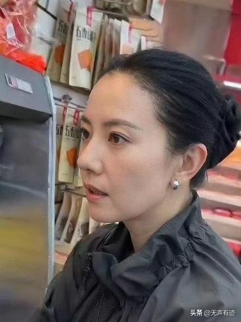 女神的发际线也要失守啦……！