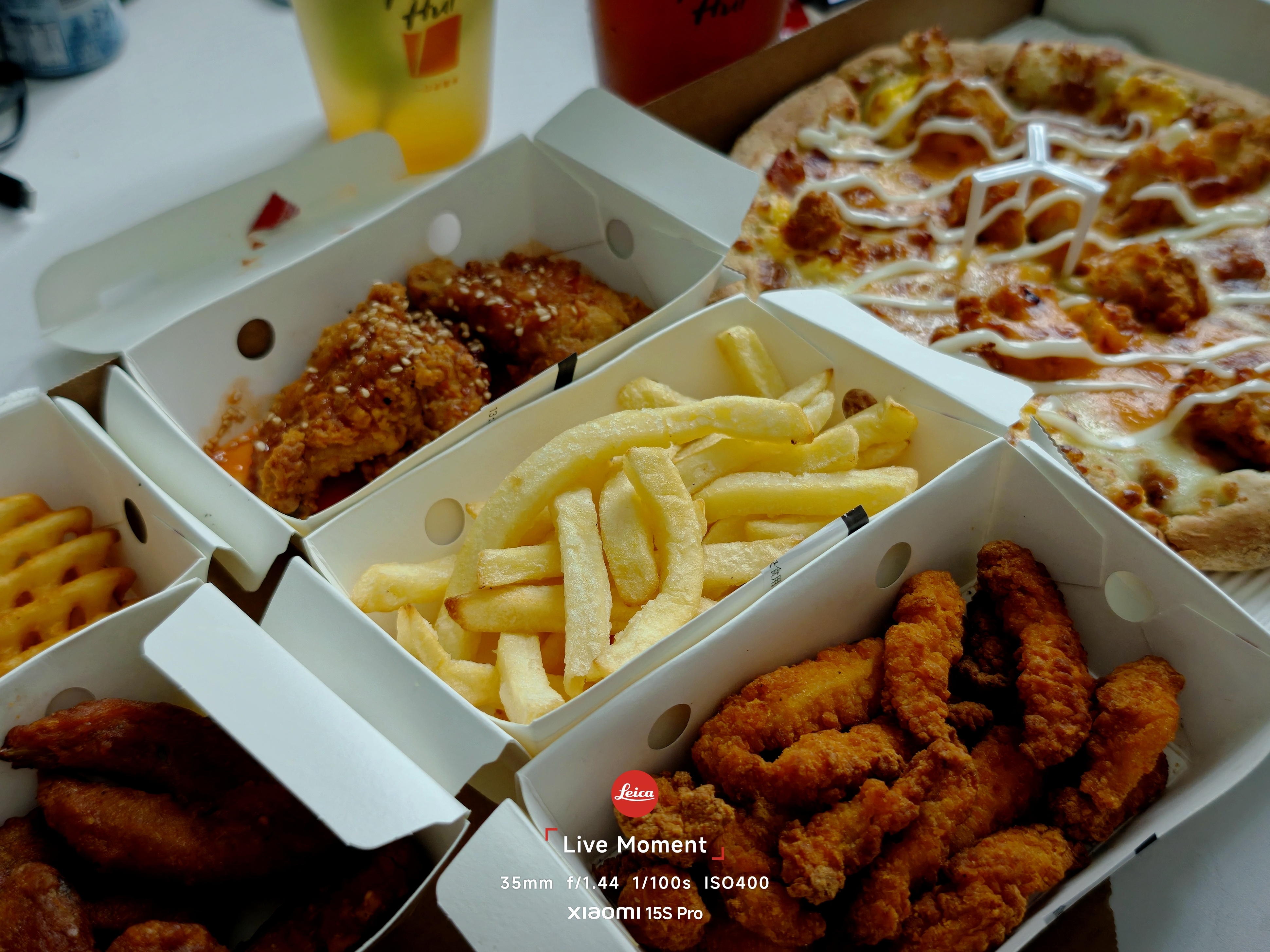 午休时间，大吃一顿🍕这才是上学最幸福的时刻 ​​​