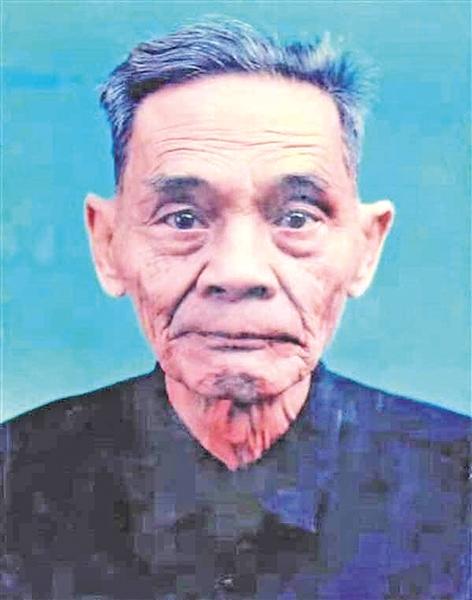 1988年，谢汉光满怀期待回到故乡，看到结发妻子已是儿孙满堂，当即误以为妻子改嫁
