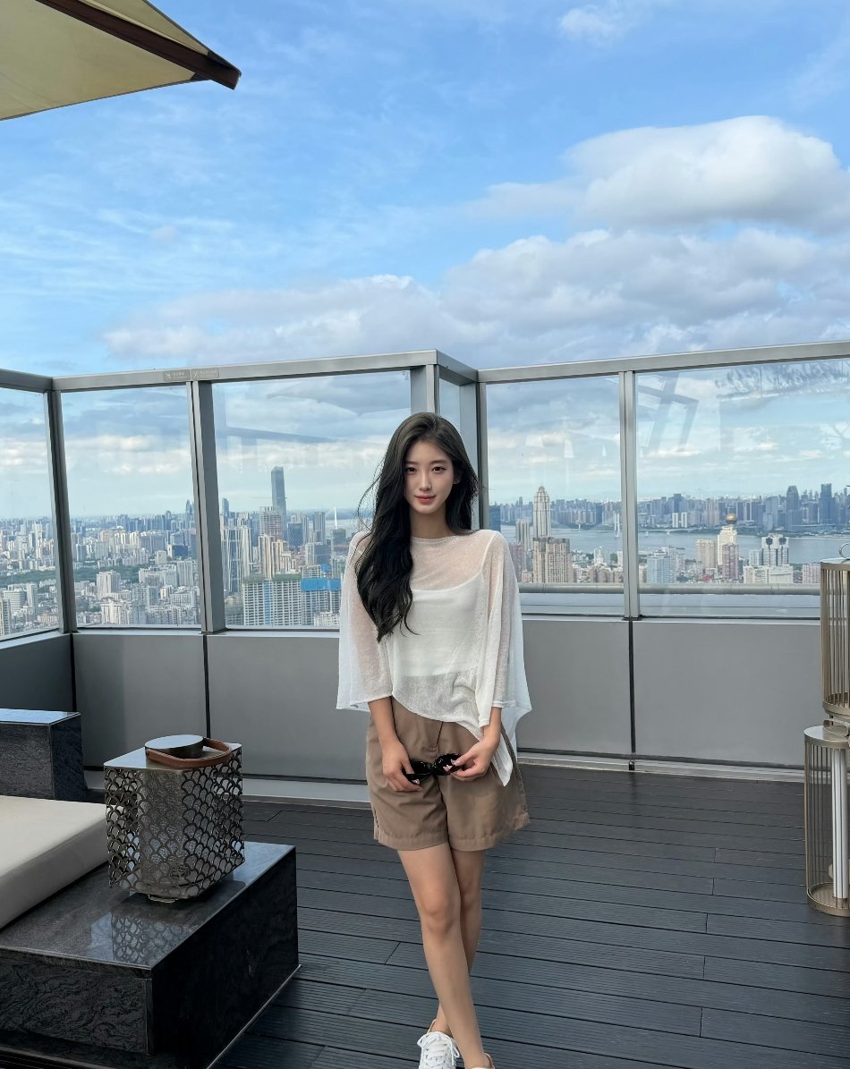 思慕社字母 “最永恒的情话不是‘我爱你’，而是‘明天吃什么’——我们把爱煮进了柴