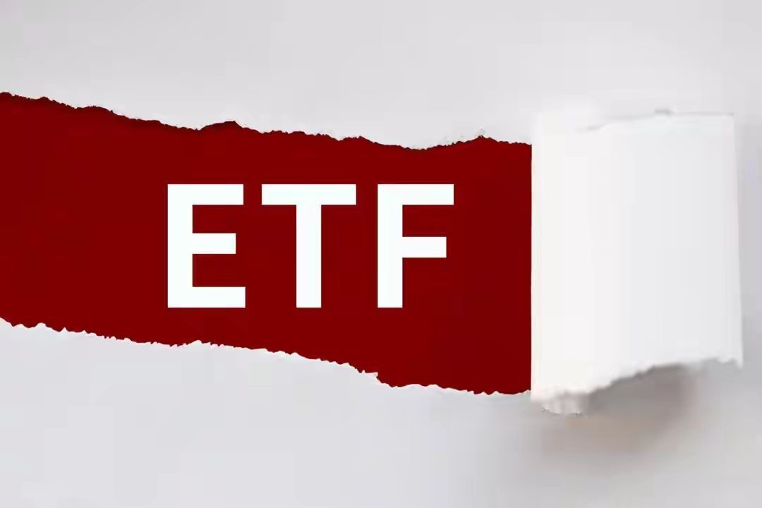 A股重磅资金深度复盘：暴跌之下资金态度泾渭分明，下周迎来关键多空决战本周A股走出