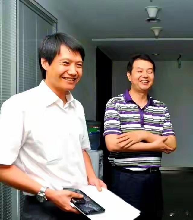 雷军身价千亿，师父却“出家”了？求伯君：钱赚够了，这江山我不坐了

当雷军在小米