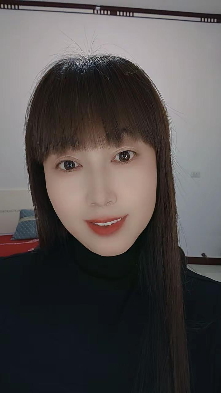 简简单单的直发也有美感