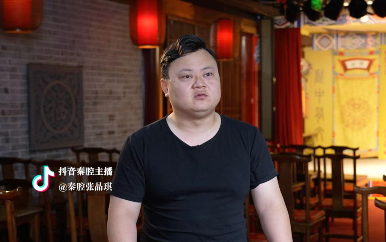  
过去，每逢听到什么“老歌新唱”、“老剧新唱”之类的东西，我往往都是嗤之以鼻的