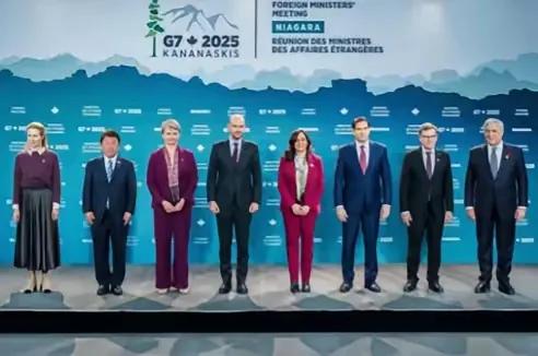 不准中国接俄，也不准中国收台，更不准管制稀土，七国集团最近明确指出，中国不能援助