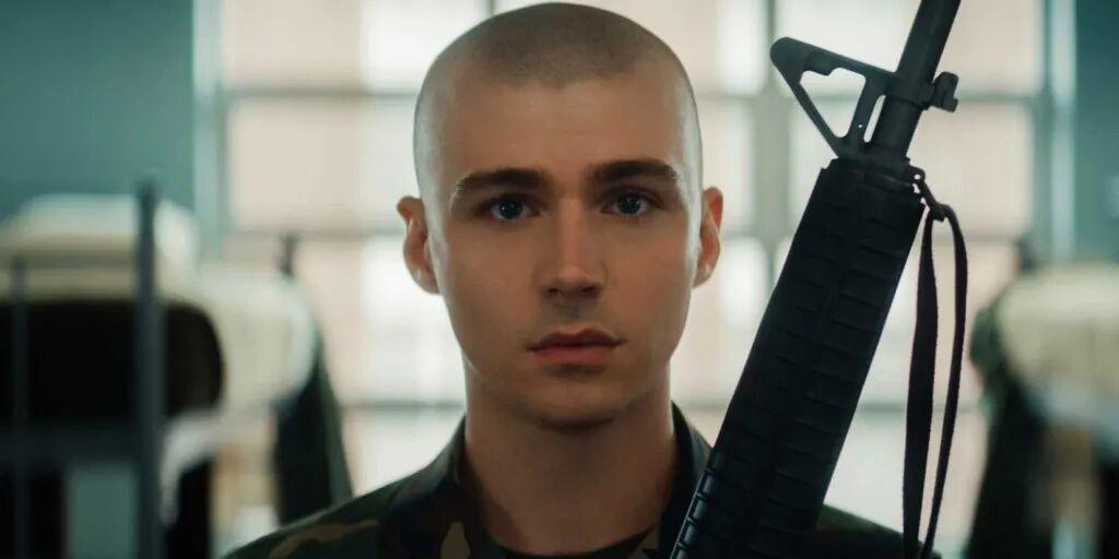 Netflix 原创剧集《Boots》最近大火，引发圈内的关注。这部剧集有着独特