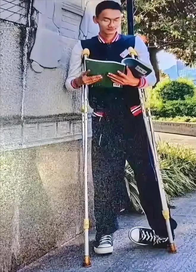 令人惋惜！四川凉山，男生高考597分被宁夏大学录取，本来是件高兴的事，结果录取通