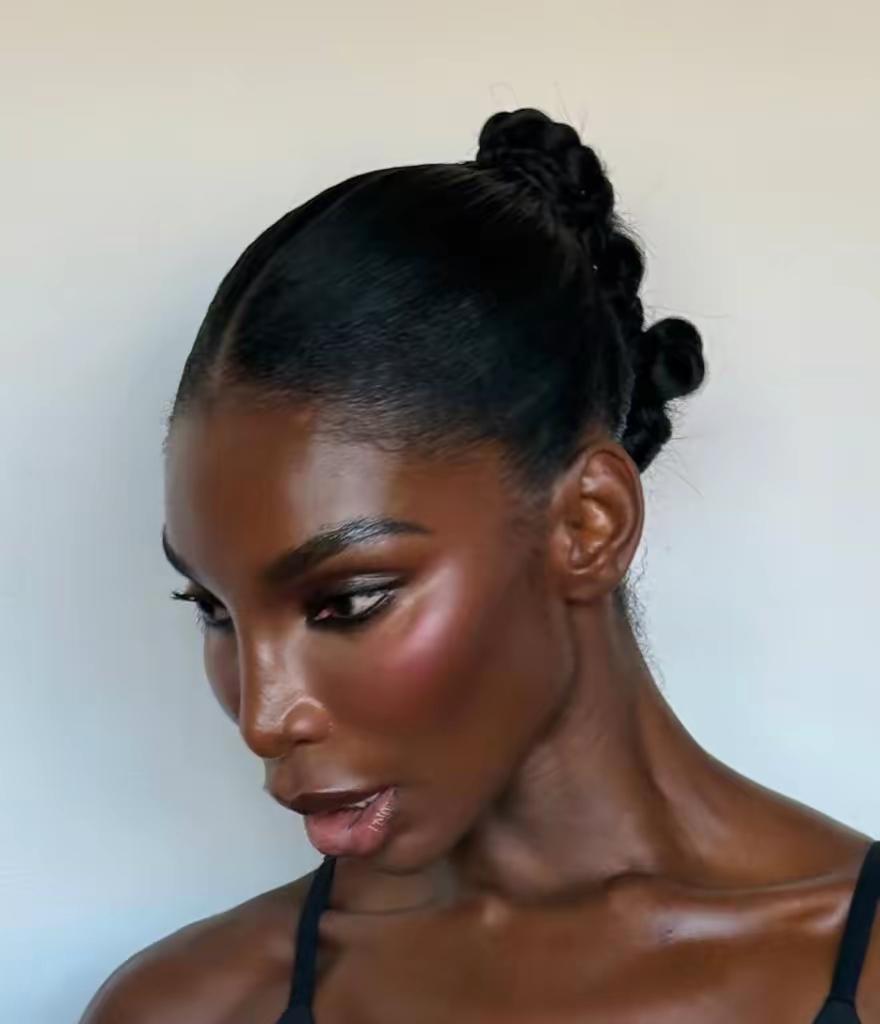 网上刷到的
好多网友都直呼好美！
真的美吗？我怎么完全感受不到。
在我看来，丑得