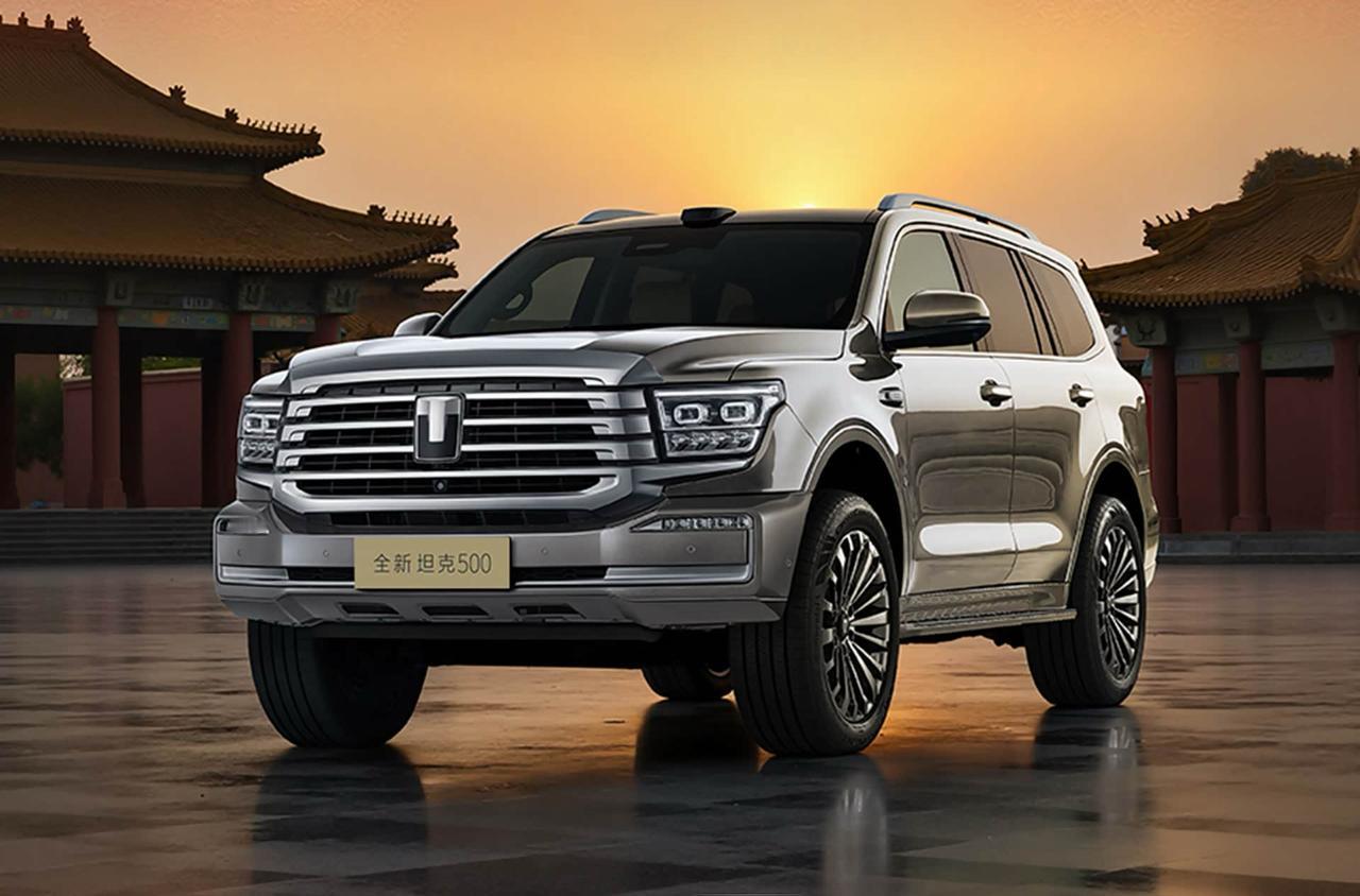 一身儒雅气场，藏着硬核实力，坦克500太矛盾了

坦克500就像一位身着中山装的